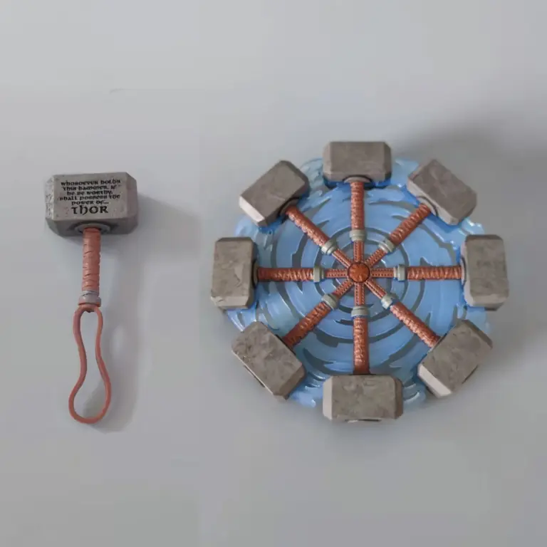 Marvel Legends Ragnarok Thor’s Spinning Hammer Accesorio Figura suelta de 6″